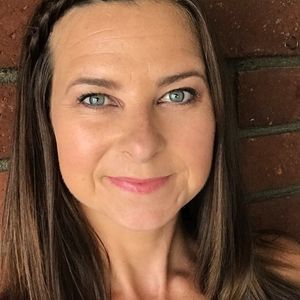 Meet your Posher, Carly